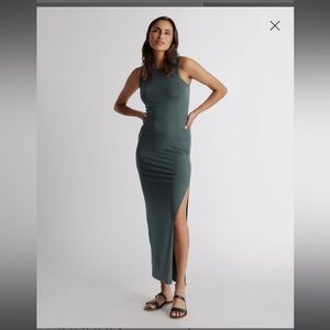 Size large green Quince dress